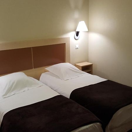 Cit'Hotel Talencia Thouars Exteriör bild