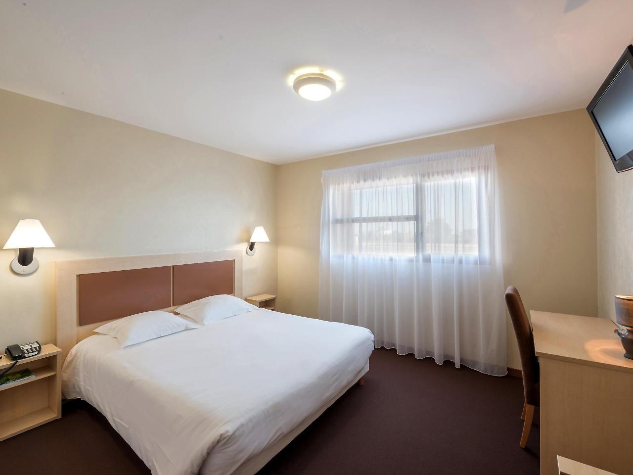 Cit'Hotel Talencia Thouars Exteriör bild
