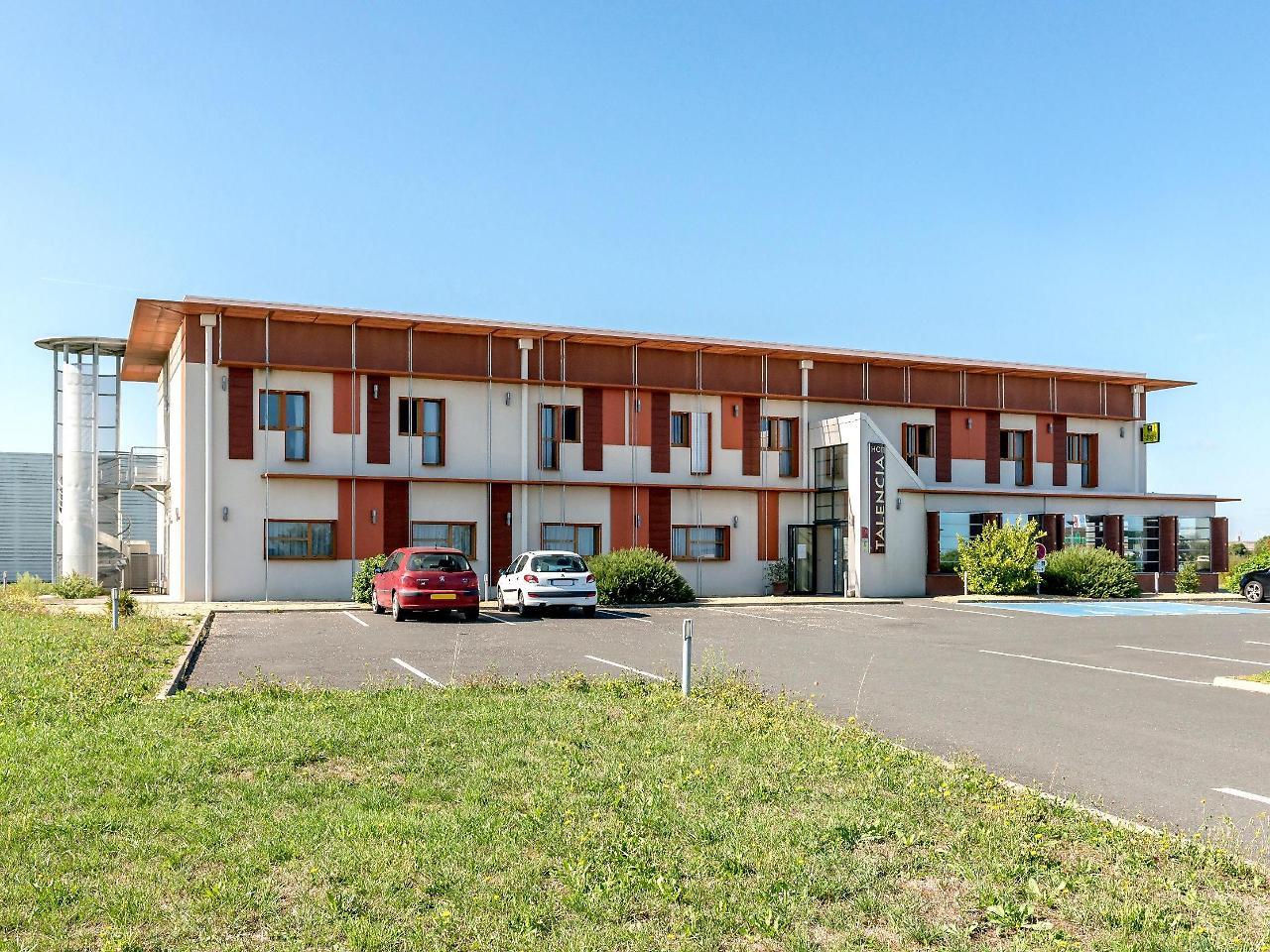 Cit'Hotel Talencia Thouars Exteriör bild