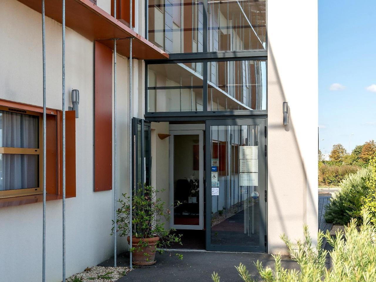 Cit'Hotel Talencia Thouars Exteriör bild