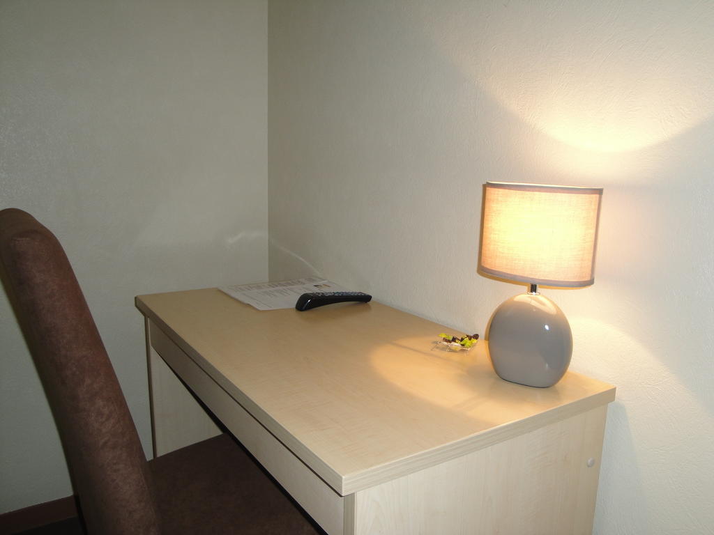Cit'Hotel Talencia Thouars Rum bild