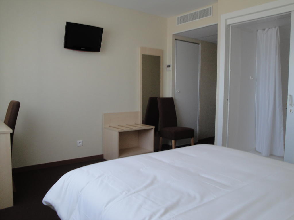 Cit'Hotel Talencia Thouars Rum bild